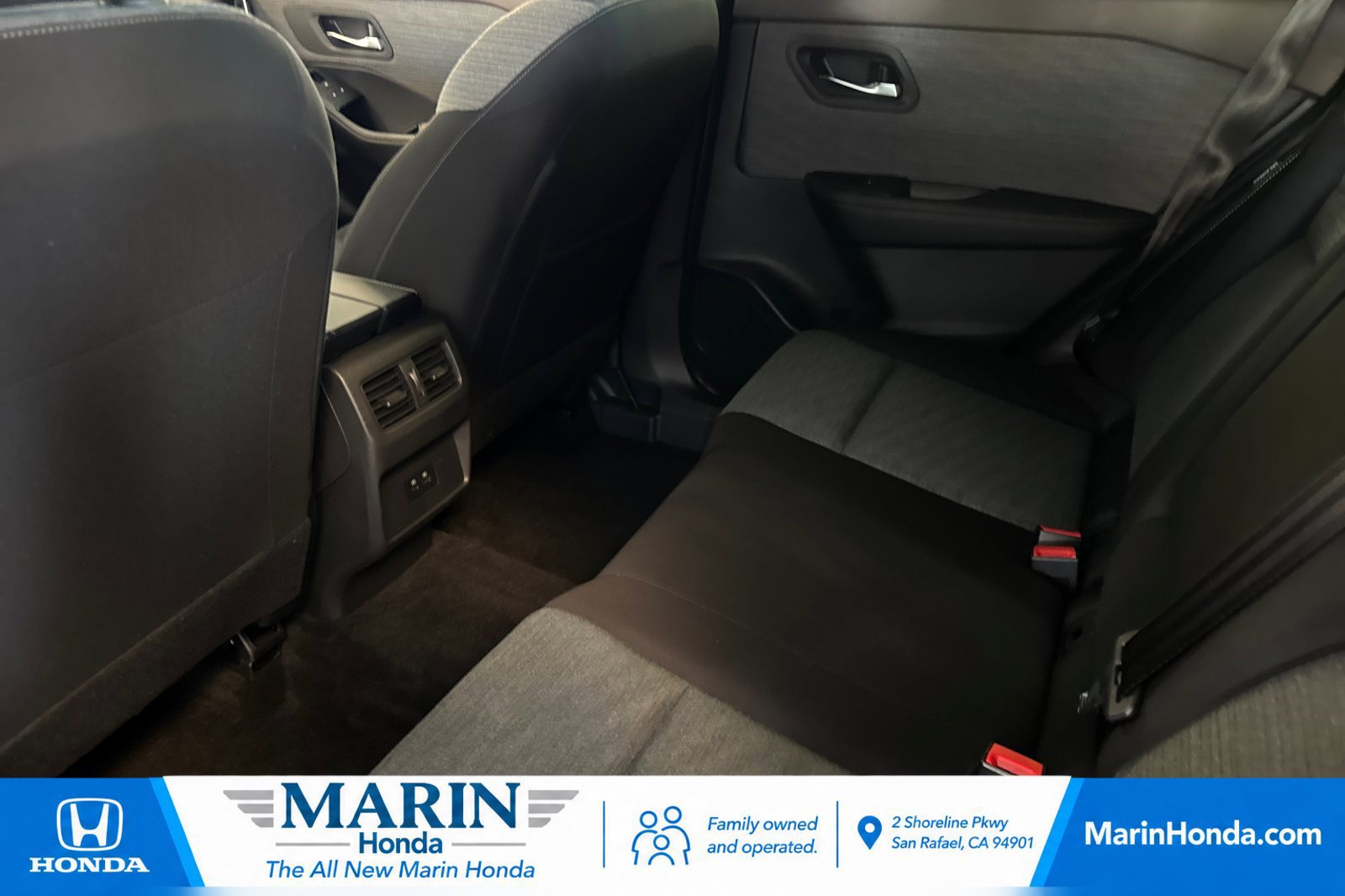Used 2023 Nissan Rogue SV AWD/4WD image 13