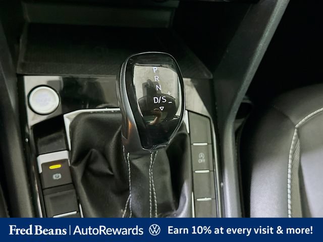Used 2023 Volkswagen Taos SE w/ Panoramic Sunroof Package AWD/4WD image 22