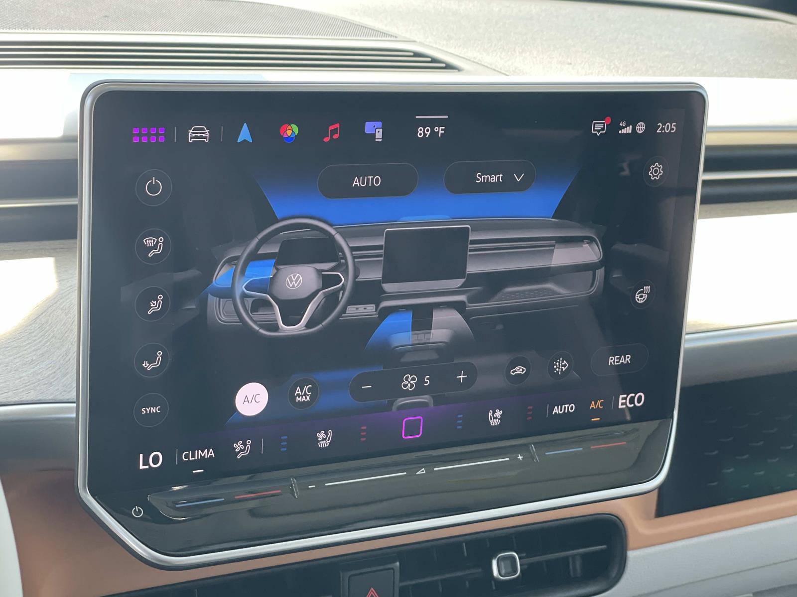 Certified 2025 Volkswagen ID. Buzz 1st Edition RWD image 16