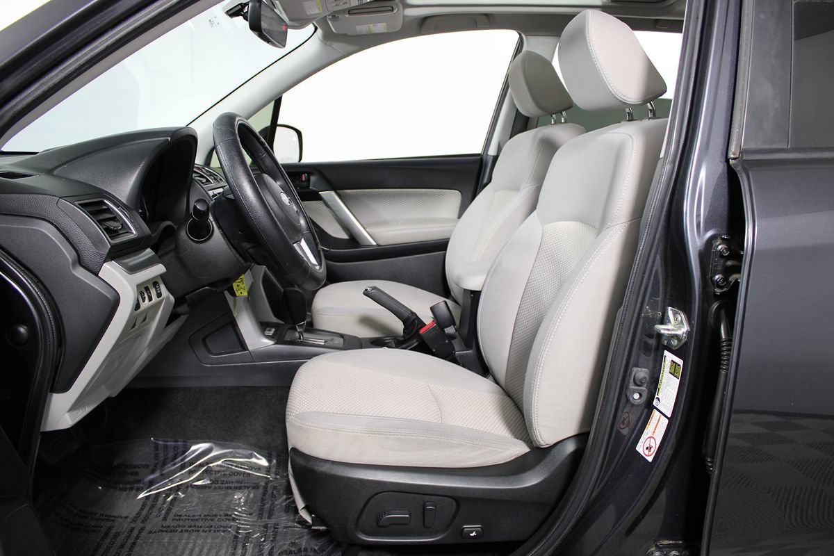 Used 2018 Subaru Forester 2.5i Premium AWD/4WD image 7