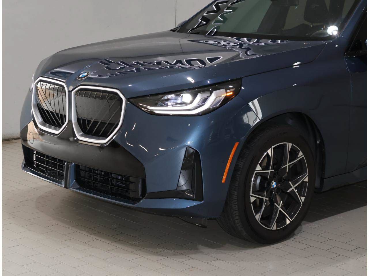 Certified 2026 BMW X3 xDrive30i AWD/4WD image 2