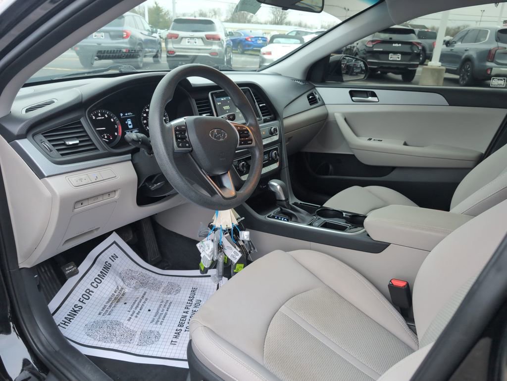 Used 2019 Hyundai Sonata SE image 12