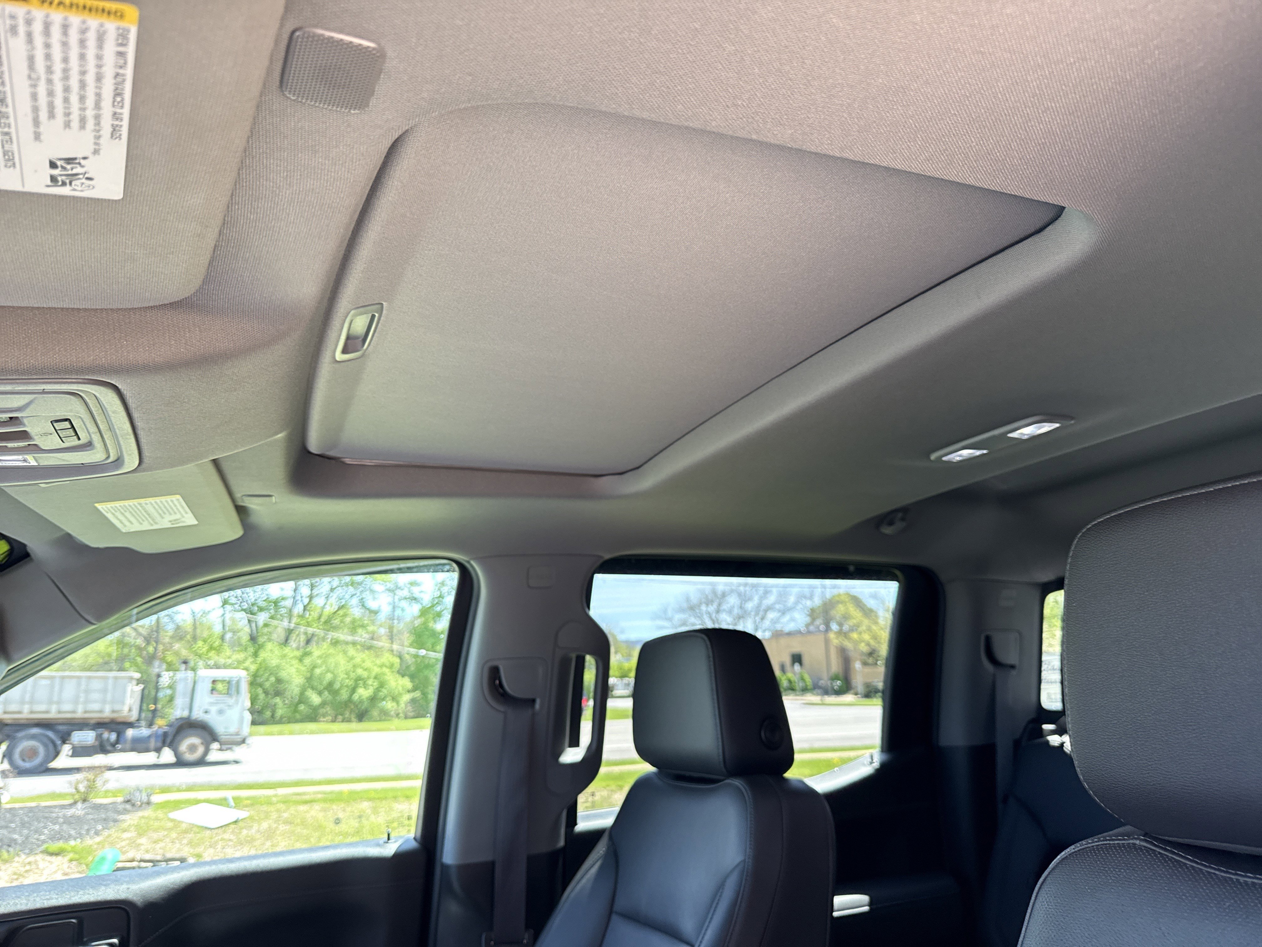 Used 2022 GMC Sierra 1500 SLT w/ SLT Premium Plus Package AWD/4WD image 21