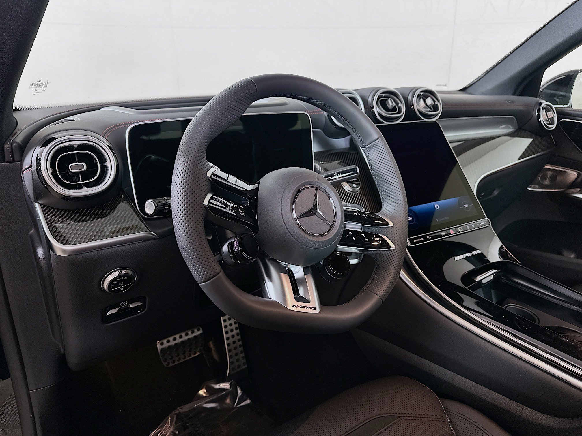 New 2026 Mercedes-Benz GLC 43 AMG 4MATIC image 9