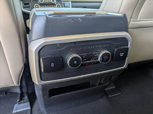 Used 2024 Ford Expedition Limited RWD image 17