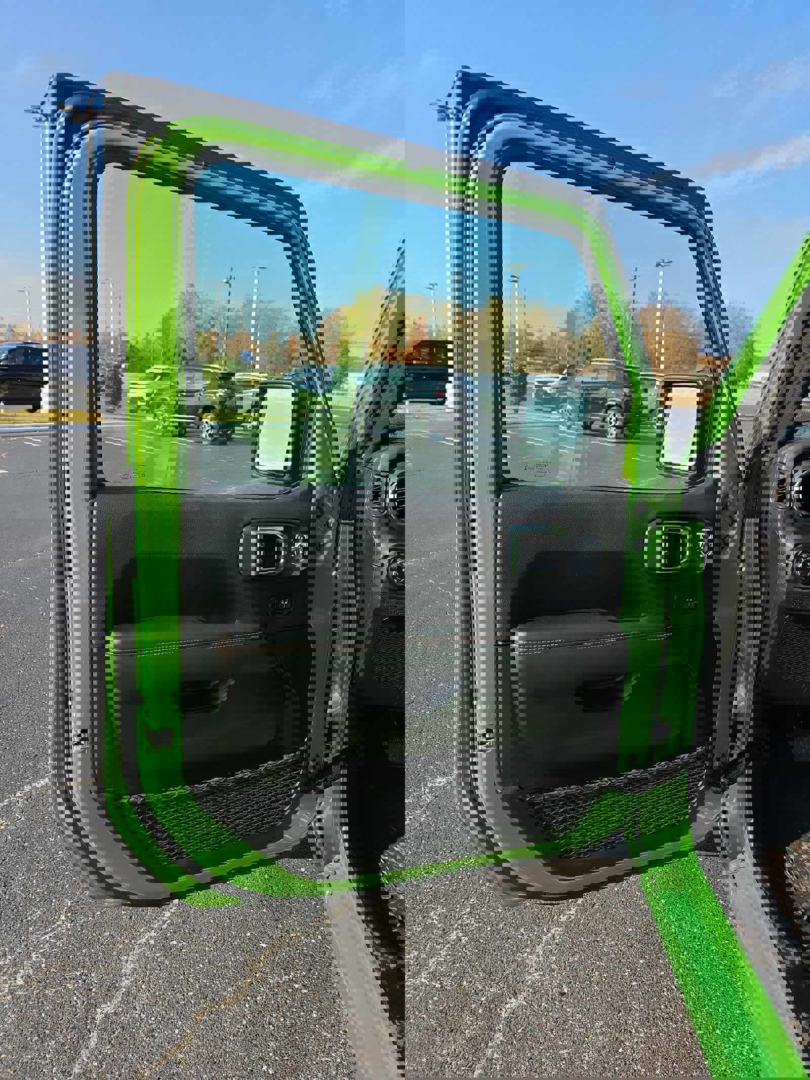 New 2026 Jeep Wrangler Unlimited Sahara AWD/4WD image 13