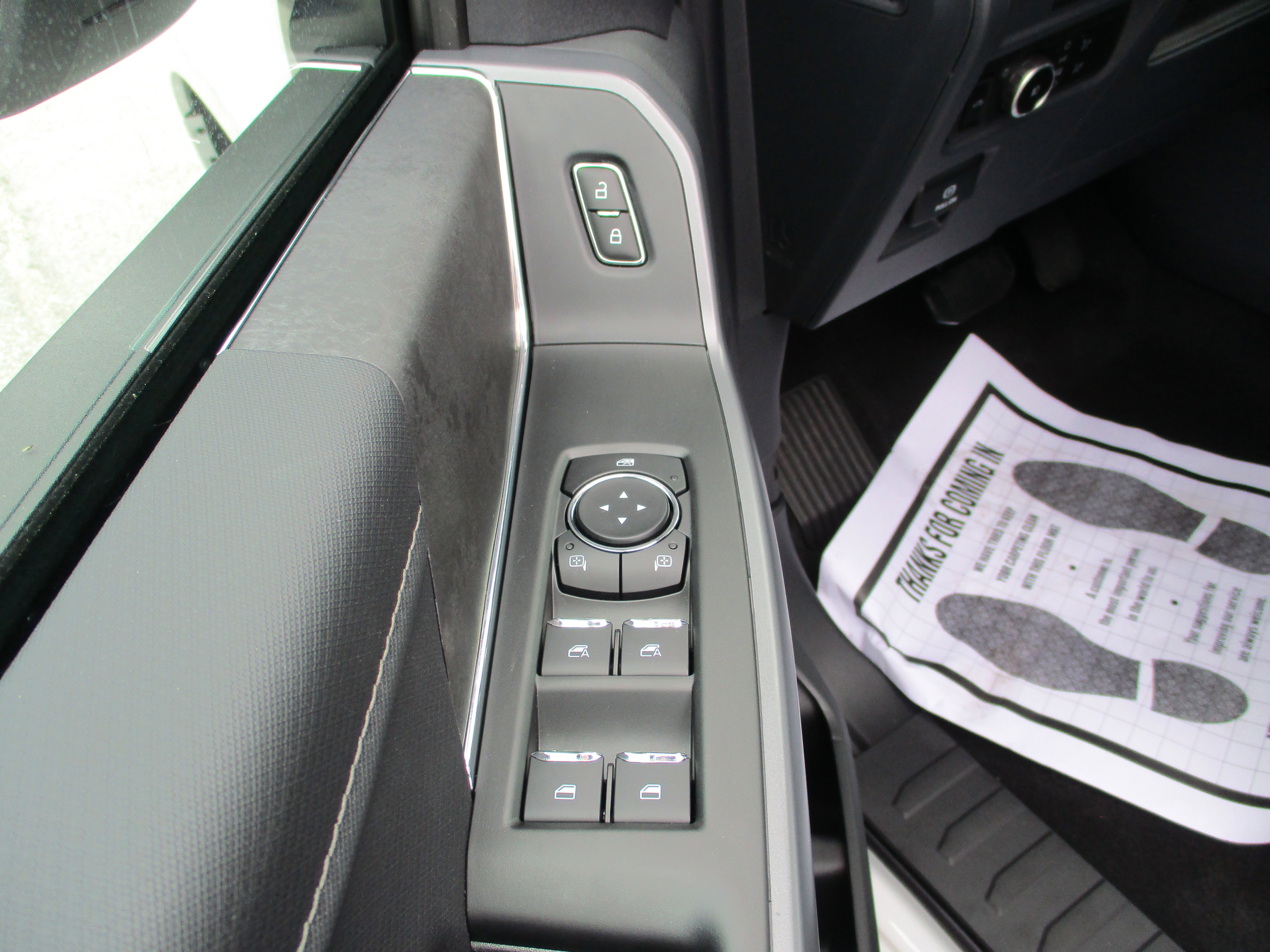 New 2025 Ford F150 XLT w/ Equipment Group 301A Standard image 10