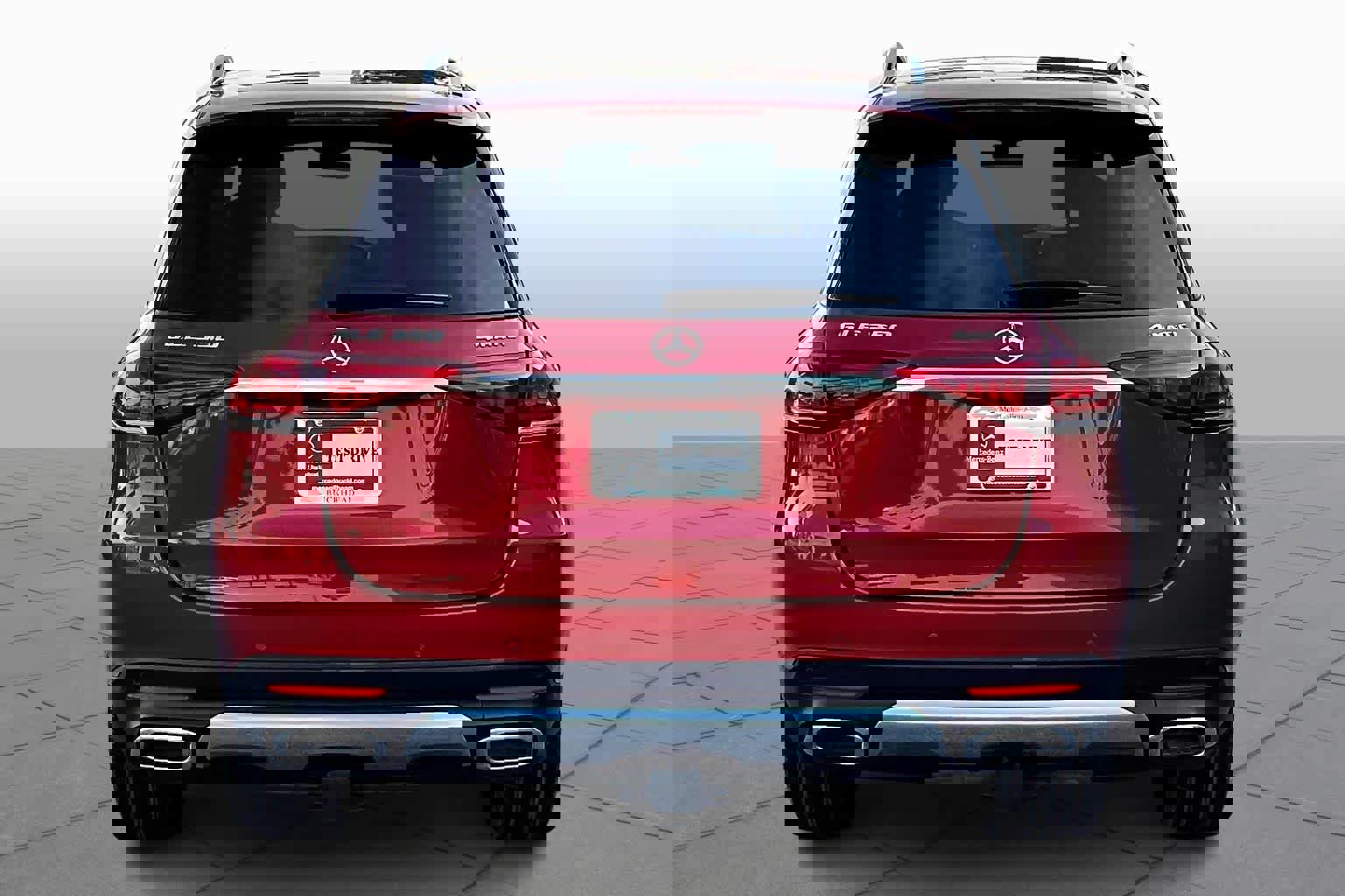 Used 2021 Mercedes-Benz GLE 350 4MATIC w/ Premium Package image 5