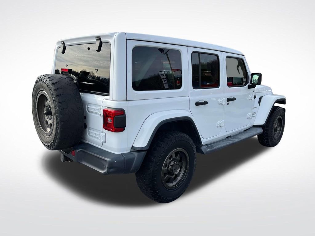 Used 2018 Jeep Wrangler Unlimited Sahara image 3