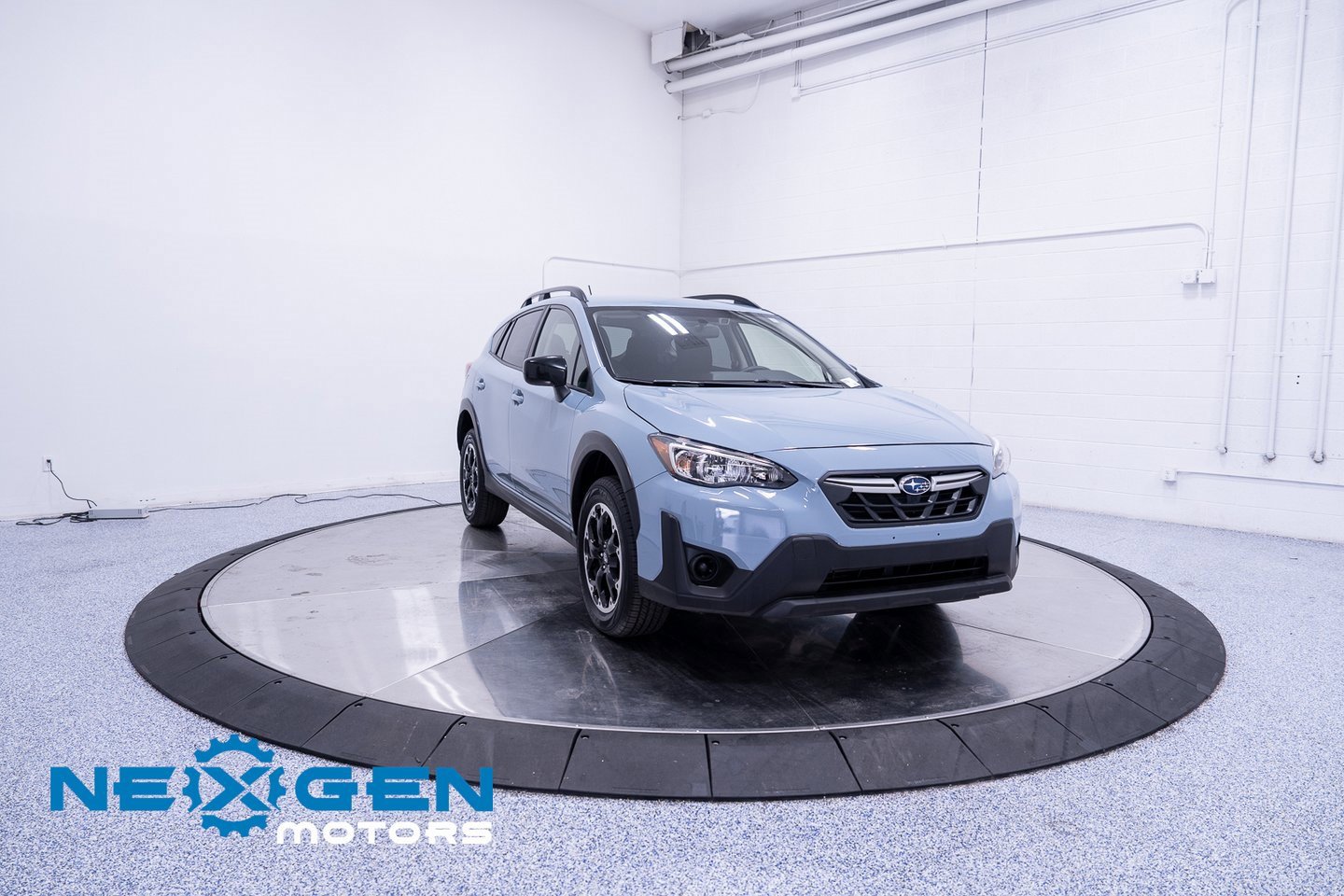 Used 2023 Subaru Crosstrek 2.0i image 3