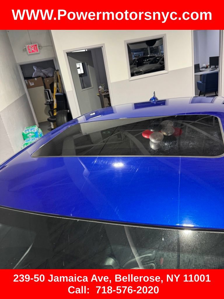 Used 2022 Dodge Challenger R/T w/ Shaker Package RWD image 13