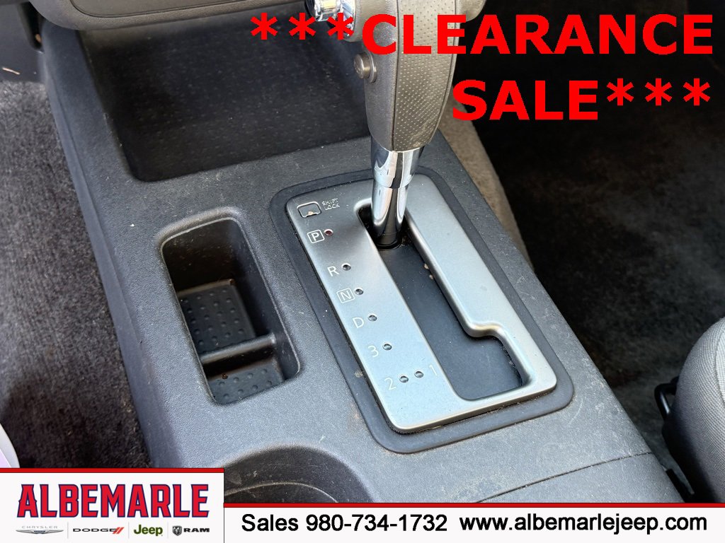 Used 2015 Nissan Xterra S image 21