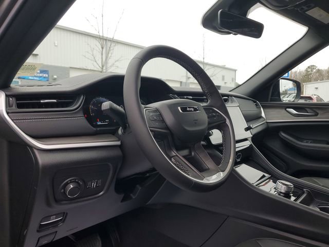 New 2026 Jeep Grand Cherokee Altitude AWD/4WD image 20