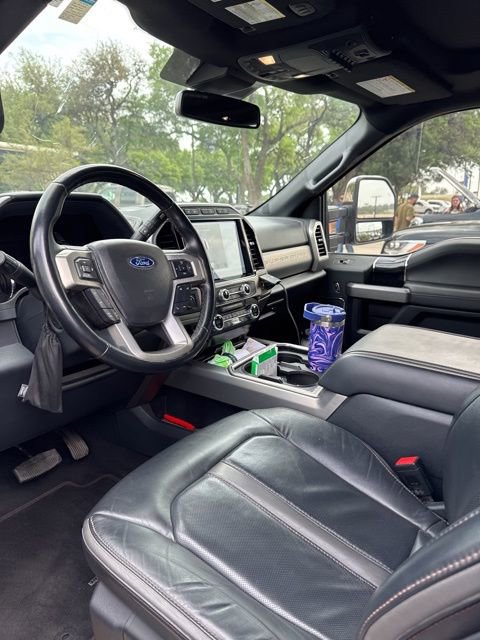 Used 2022 Ford F350 Platinum w/ FX4 Off-Road Package image 6