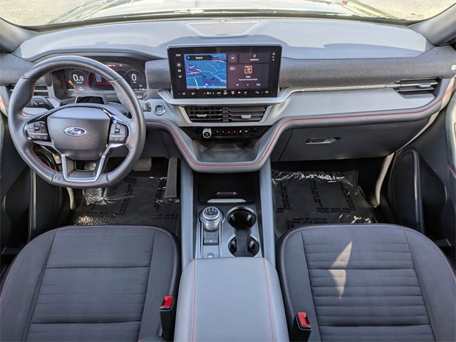 Used 2025 Ford Explorer ST-Line w/ ST-Line Street Pack image 18