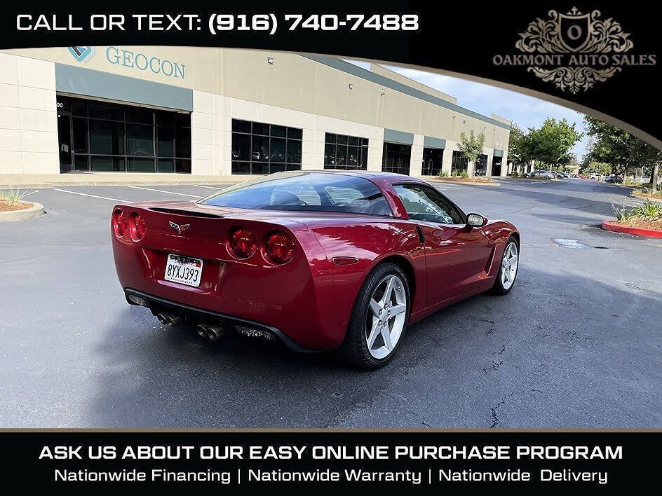 Used 2005 Chevrolet Corvette Coupe w/ Preferred Equipment Group RWD image 12