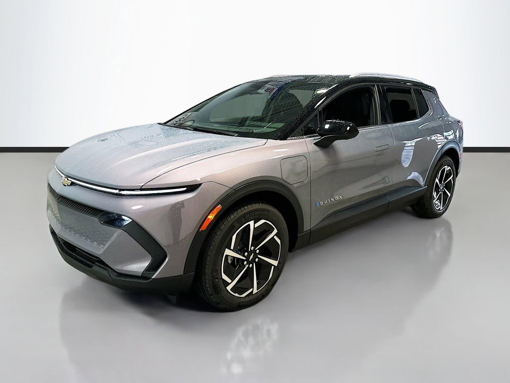 New 2026 Chevrolet Equinox EV LT image 2