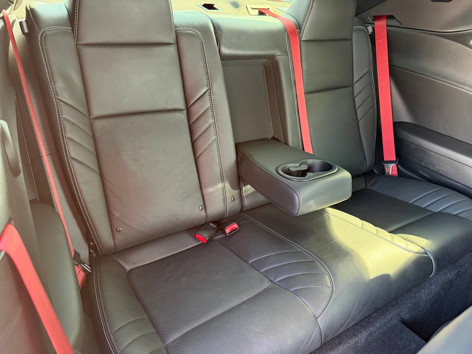 Used 2016 Dodge Challenger SRT Hellcat RWD image 25