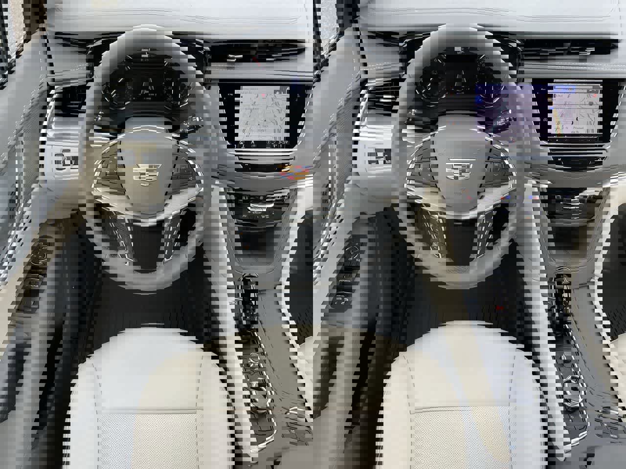 Certified 2025 Cadillac XT5 Premium Luxury w/ LPO, Floor Liner Package image 11