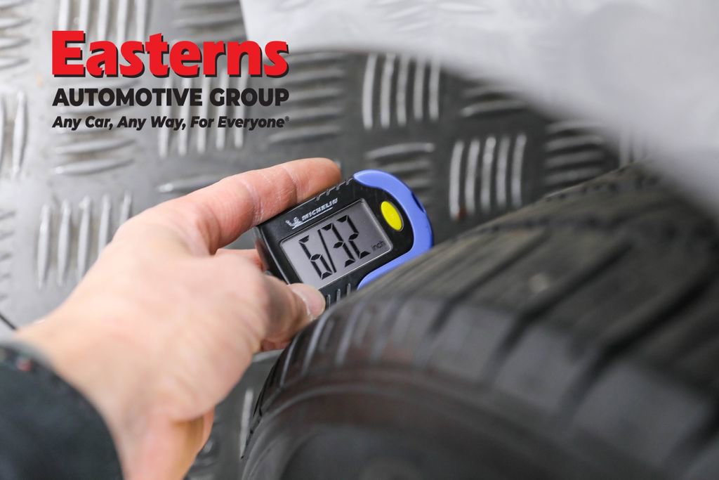 Used 2021 Toyota Corolla LE w/ Protection Package (TMS) FWD image 28