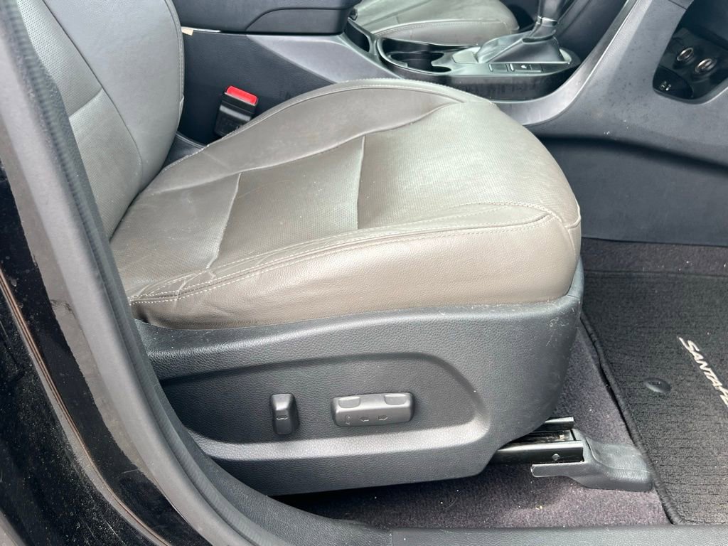 Used 2017 Hyundai Santa Fe SE w/ SE Premium Package 02 AWD/4WD image 19