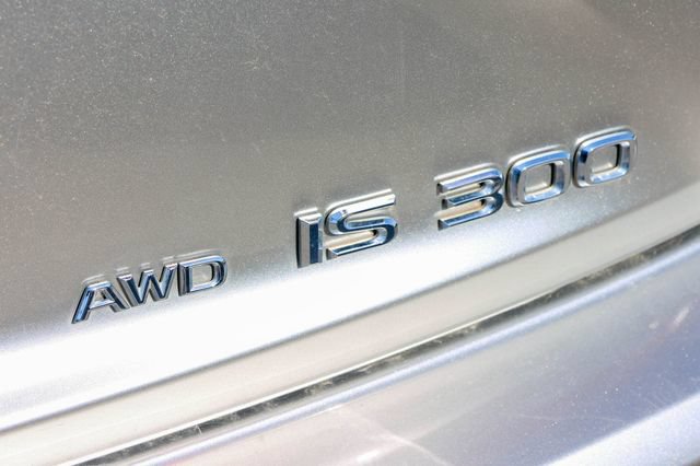 Used 2018 Lexus IS 300 AWD w/ Comfort Package image 8