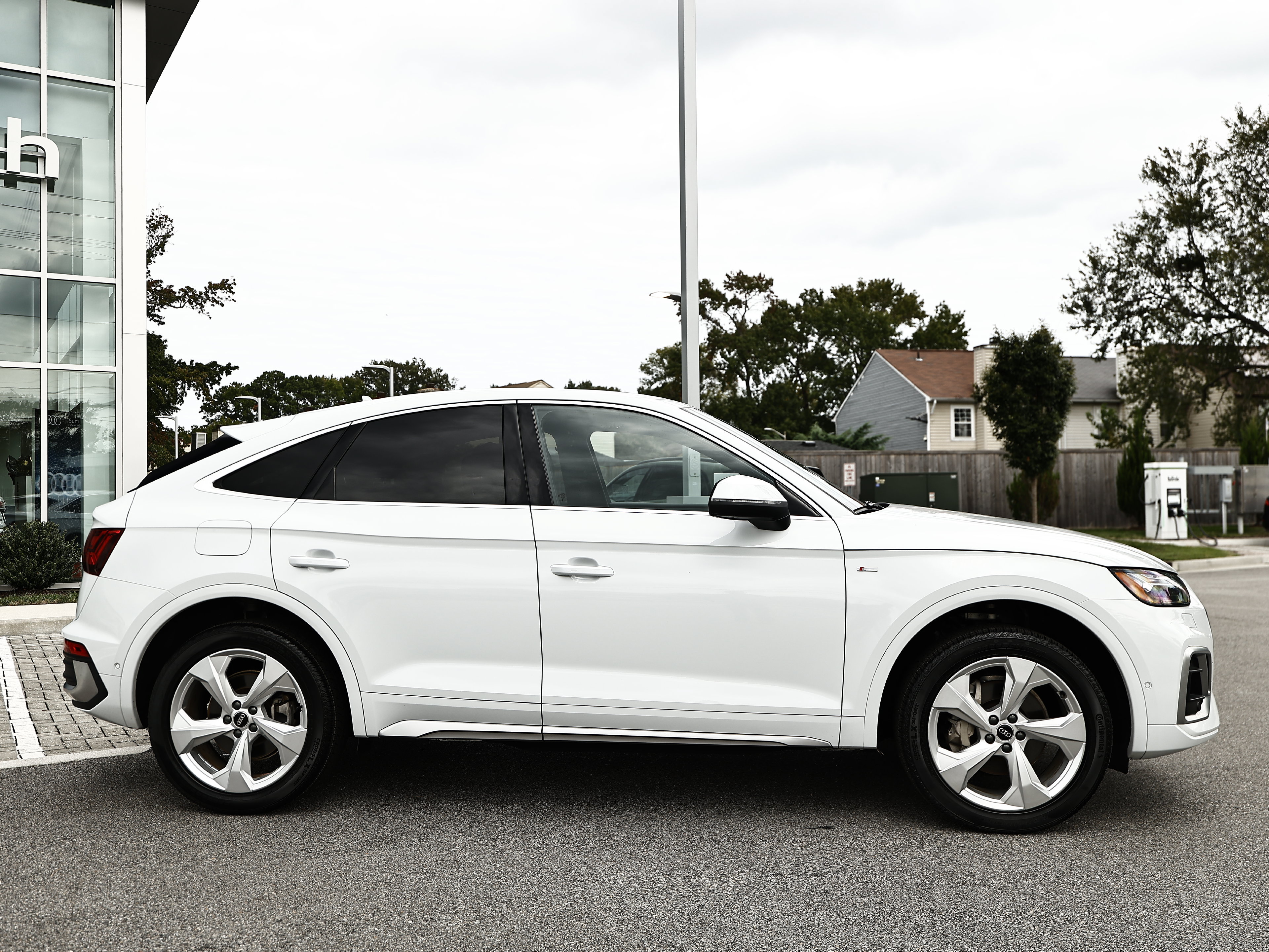 Used 2023 Audi Q5 2.0T Prestige AWD/4WD image 4