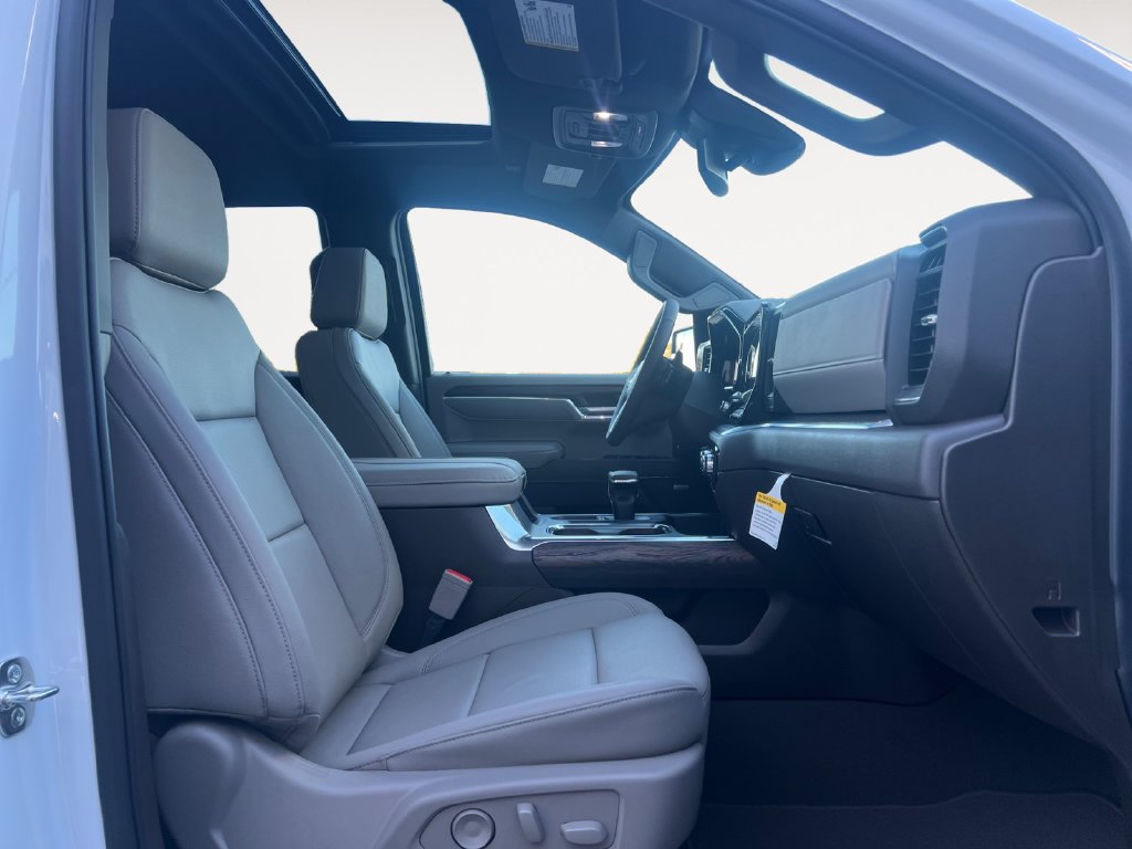 New 2026 GMC Sierra 1500 SLT w/ SLT Convenience Package AWD/4WD image 15
