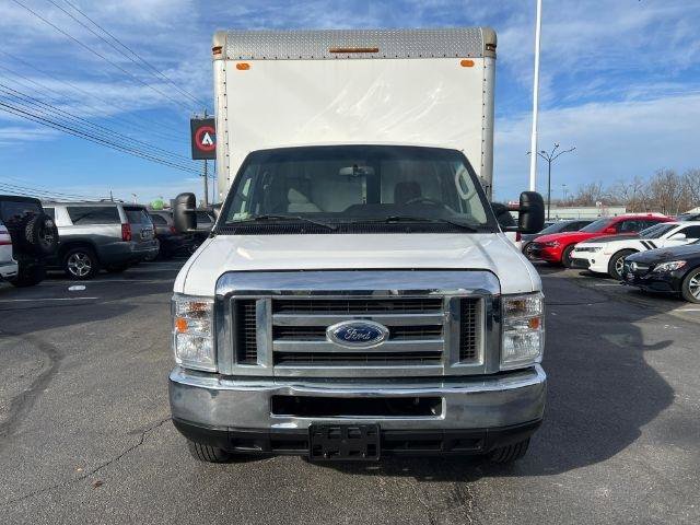 Used 2017 Ford E-350 and Econoline 350 Super Duty w/ Power Windows & Locks Group RWD image 2