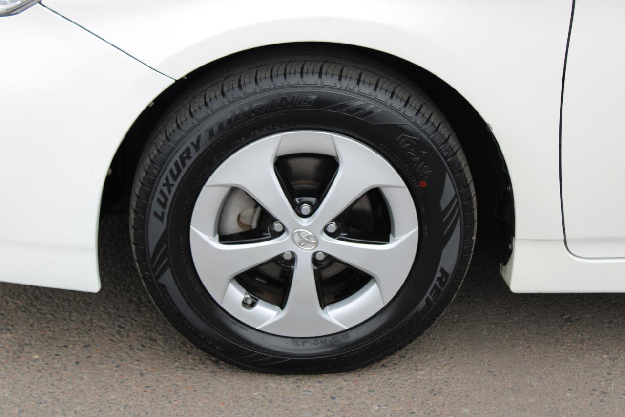 Used 2012 Toyota Prius Two image 15