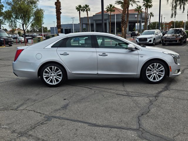 Used 2019 Cadillac XTS Luxury FWD image 4