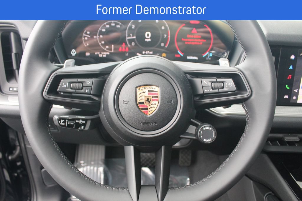 New 2026 Porsche Cayenne GTS AWD/4WD image 18