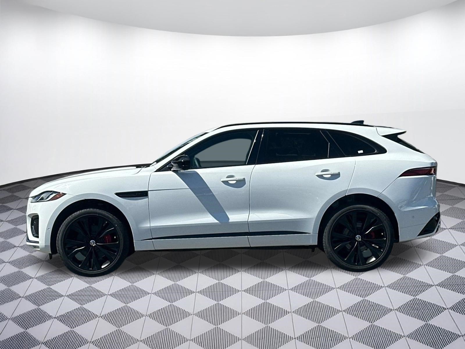 New 2026 Jaguar F-PACE R-Dynamic S AWD/4WD image 2