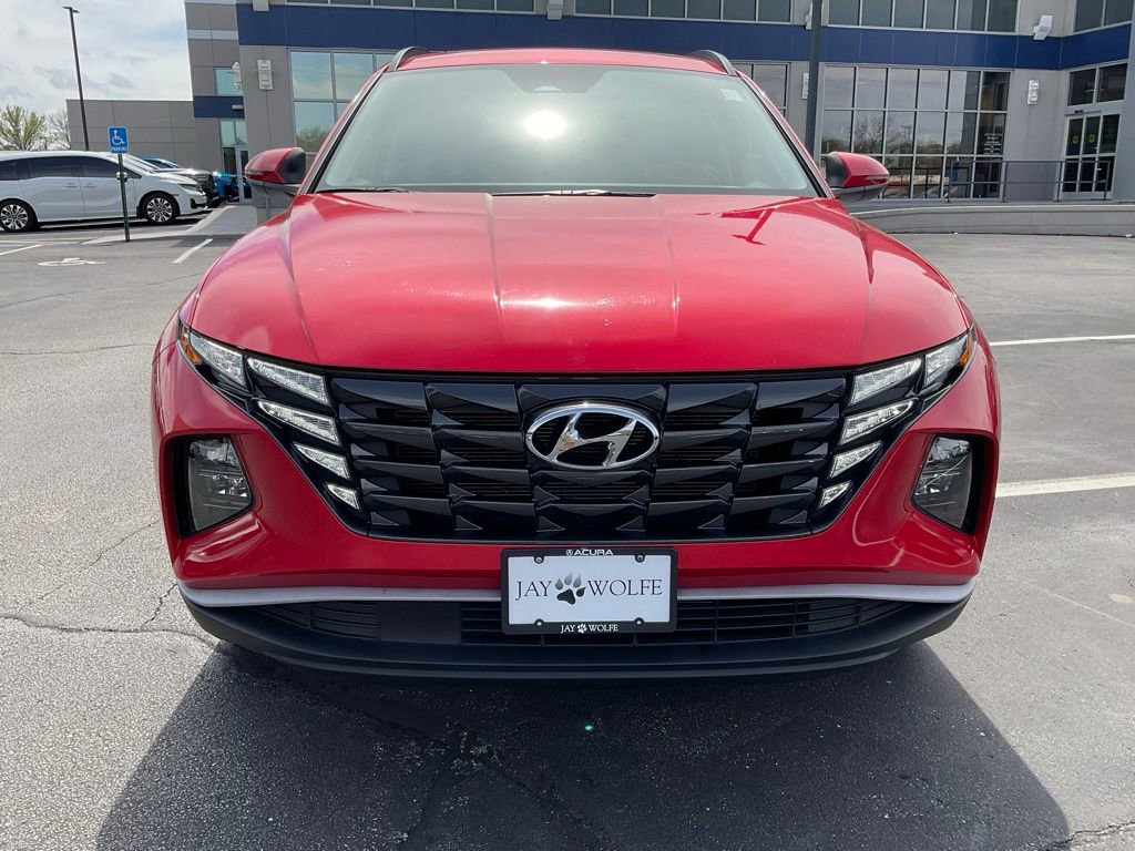 Used 2023 Hyundai Tucson SEL w/ Convenience Package AWD/4WD image 2