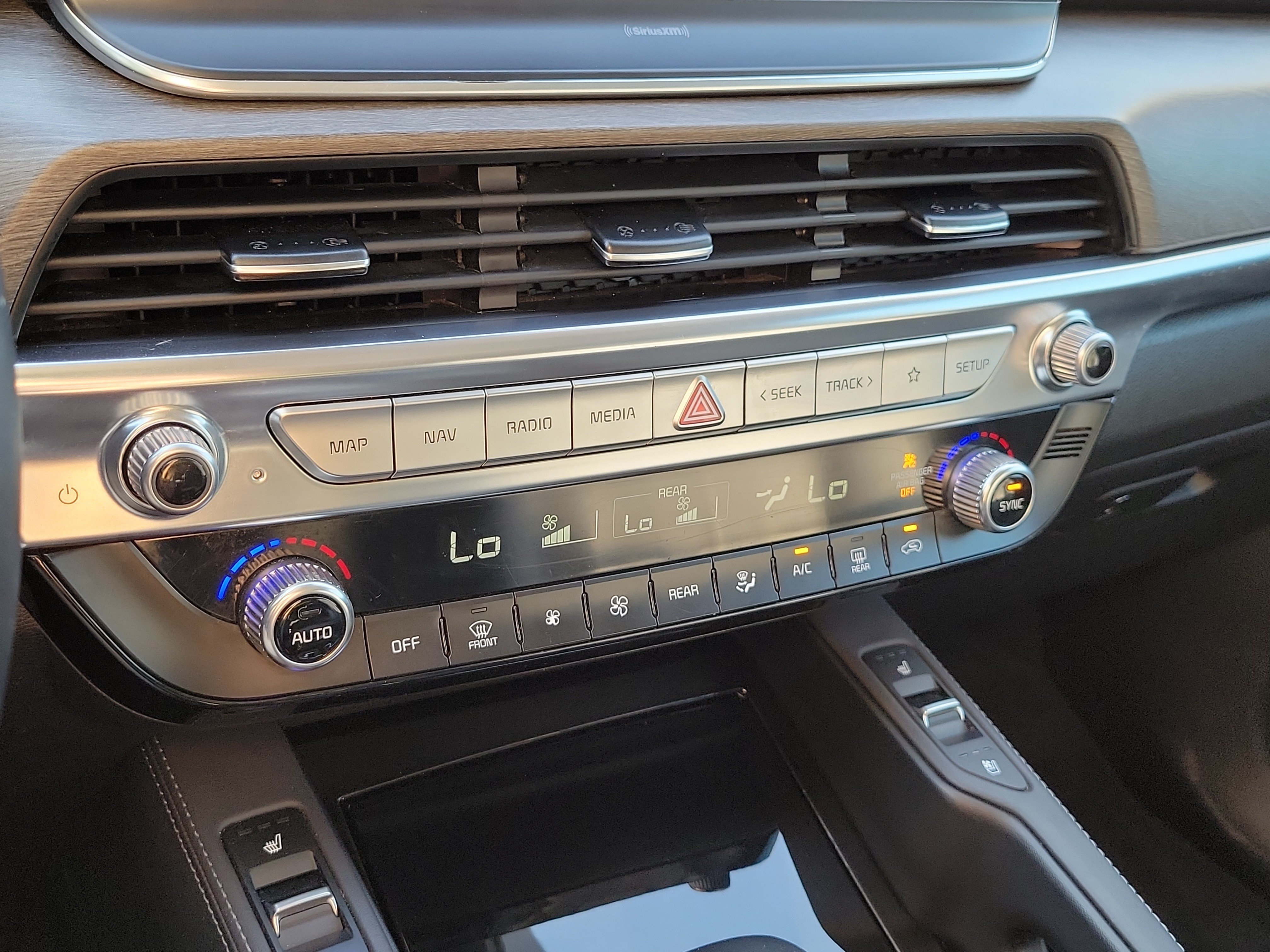 Certified 2022 Kia Telluride EX w/ EX Premium Package FWD image 35