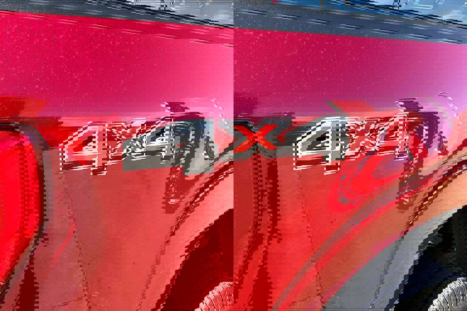 Used 2022 Ford F150 XLT w/ Equipment Group 302A High image 9