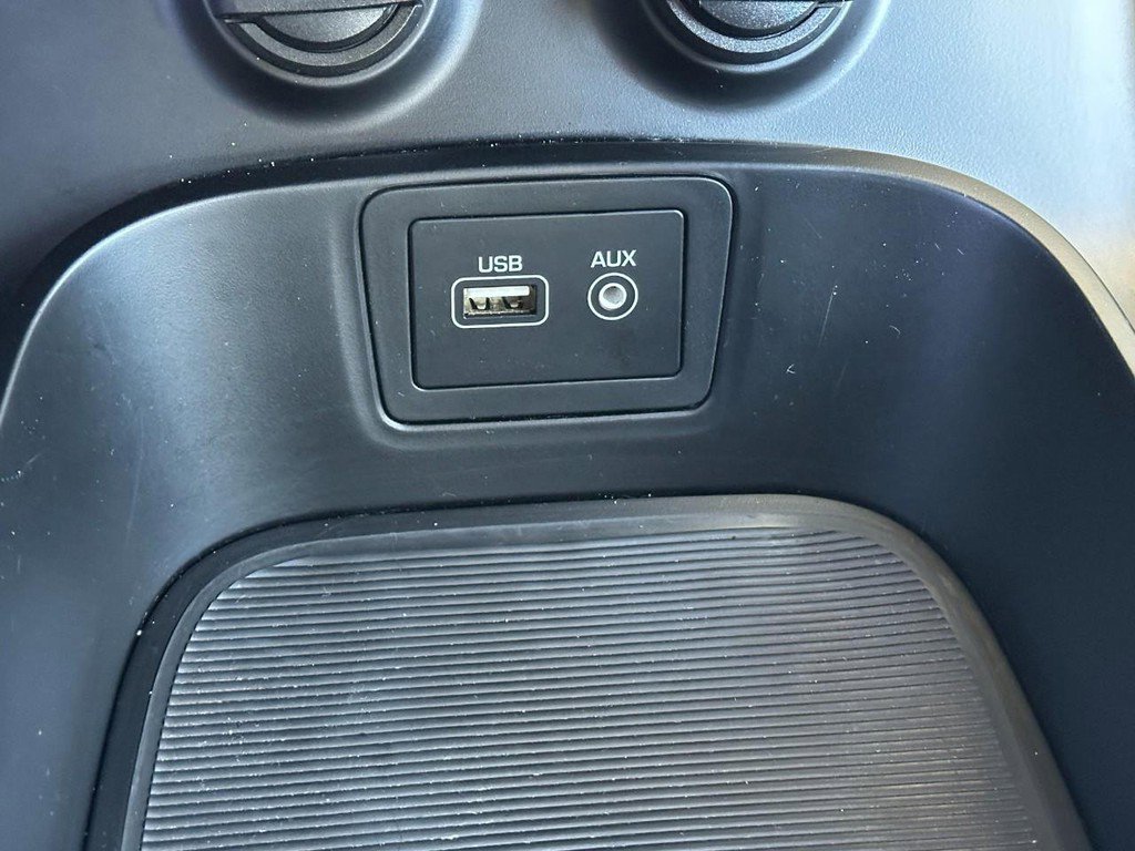 Used 2018 Hyundai Santa Fe Sport image 22