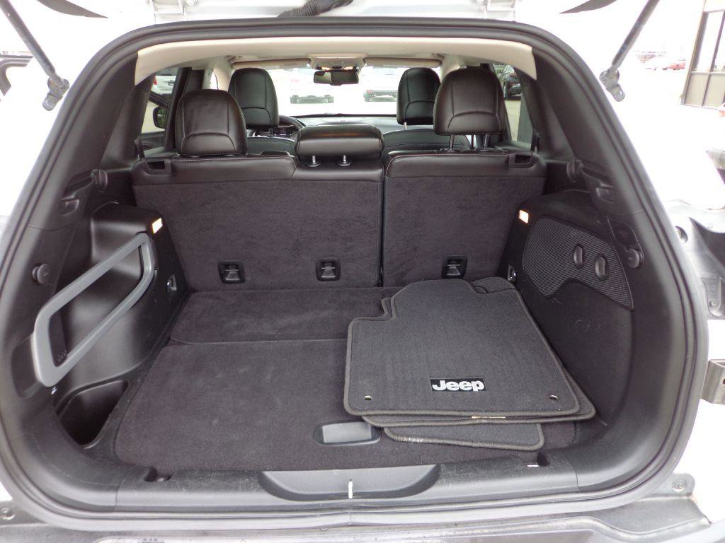 Used 2016 Jeep Cherokee High Altitude w/ Technology Group image 20