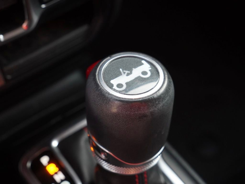 Used 2018 Jeep Wrangler Unlimited Rubicon image 15