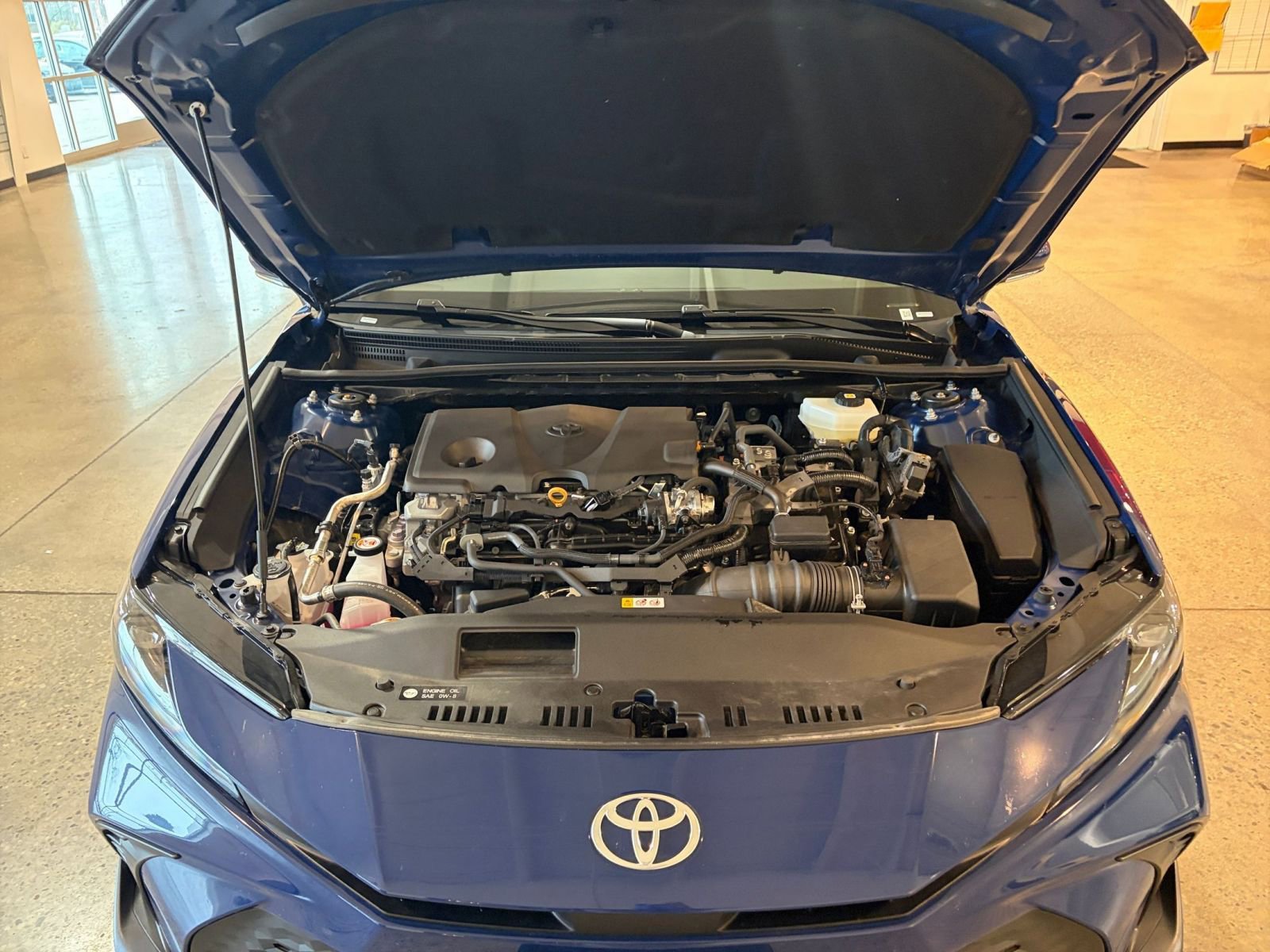 Used 2025 Toyota Camry SE image 32