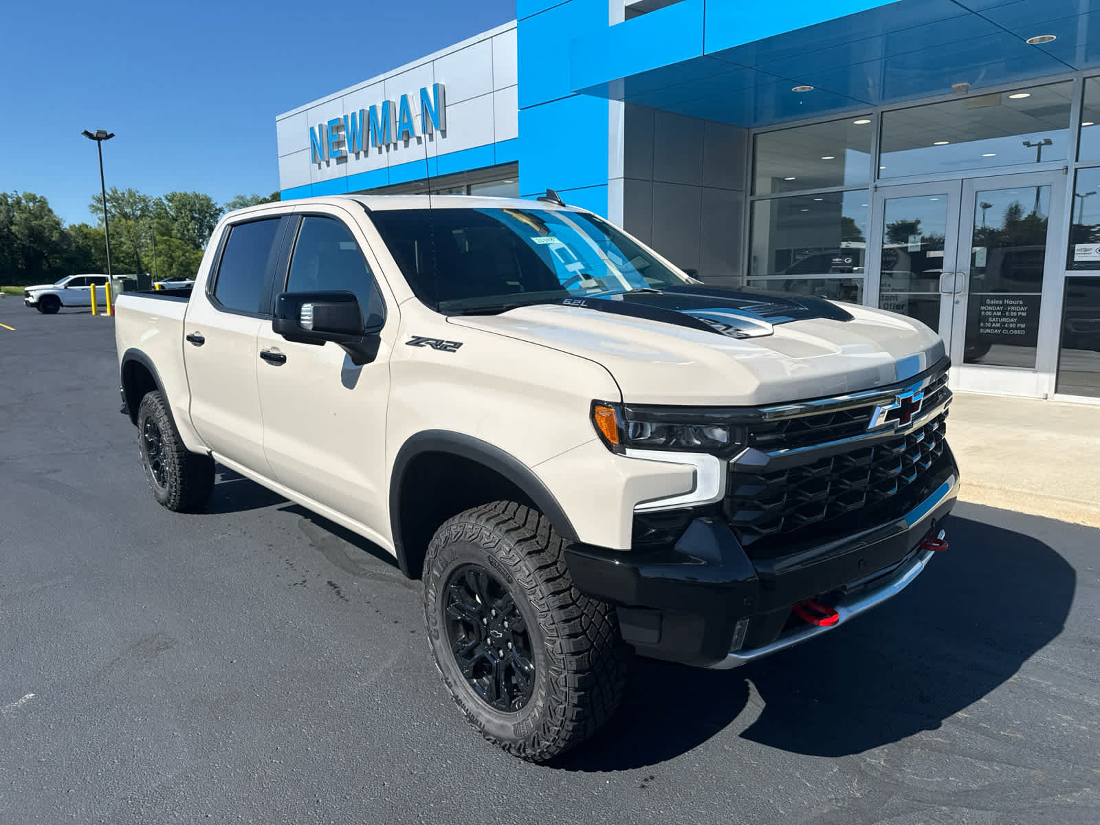 New 2026 Chevrolet Silverado 1500 ZR2 w/ LPO, Dark Essentials Package AWD/4WD image 7