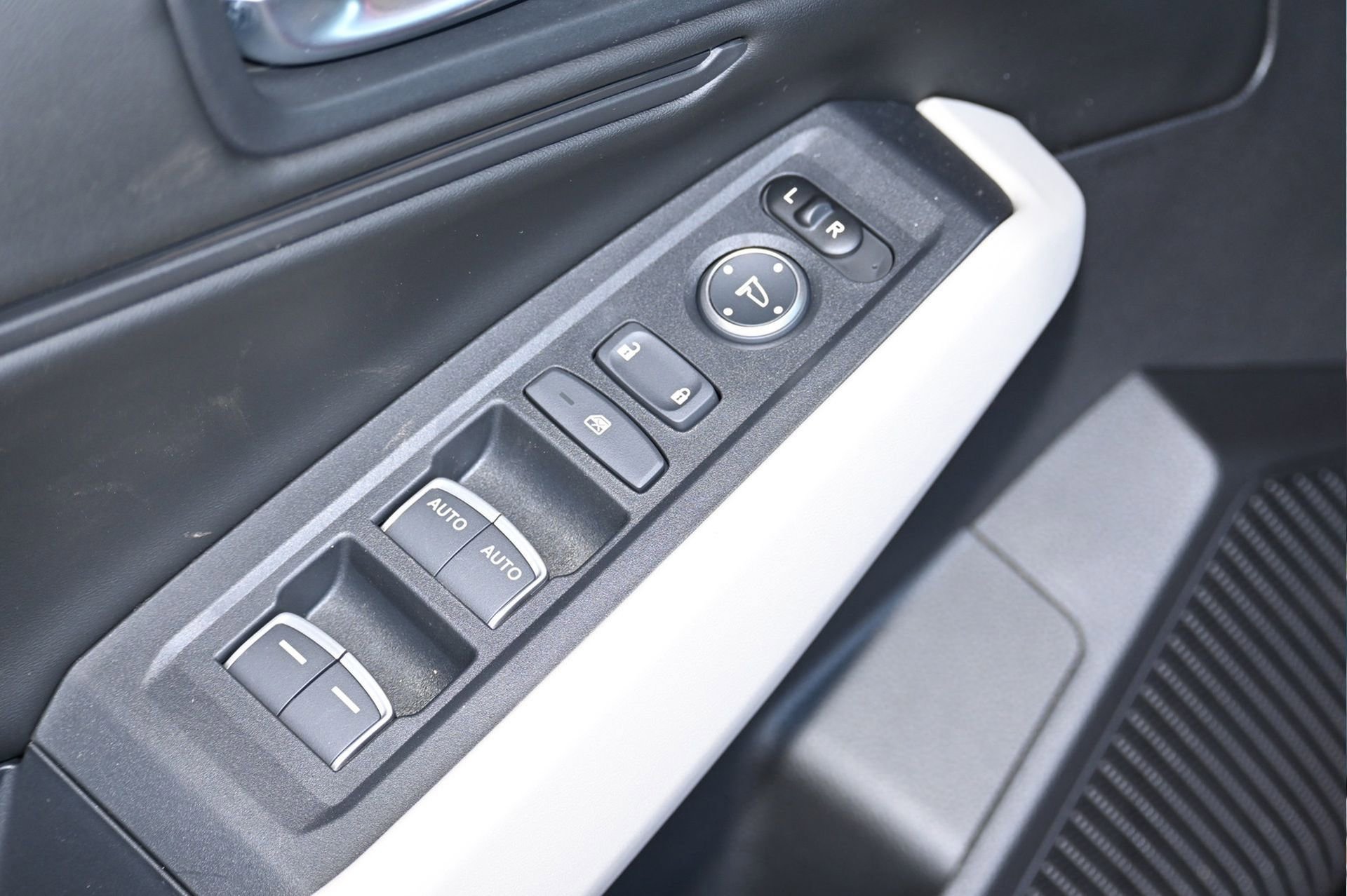 New 2026 Honda Accord SE image 13