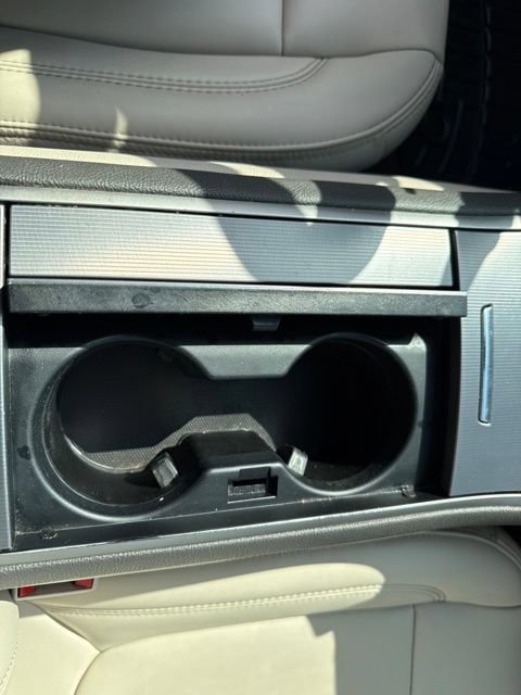 Used 2020 Lincoln MKZ w/ Convenience Package FWD image 14