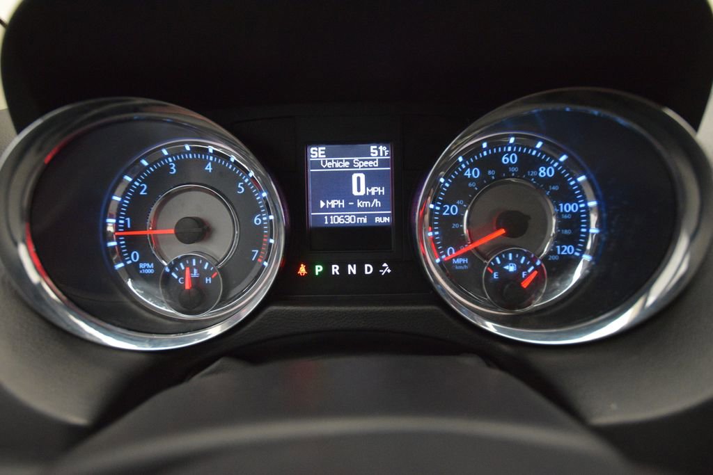 Used 2012 Chrysler Town & Country Touring image 18