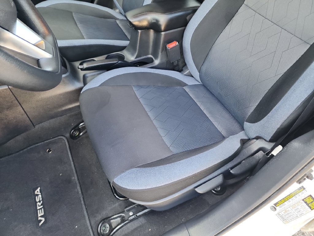 Used 2024 Nissan Versa SV FWD image 15