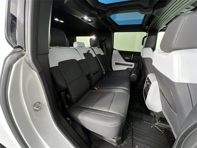 Used 2024 GMC Hummer EV 2X w/ Extreme Off-Road Package image 27