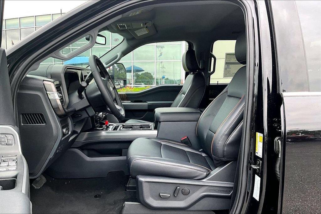 New 2026 Ford F250 Lariat w/ Chrome Package AWD/4WD image 9