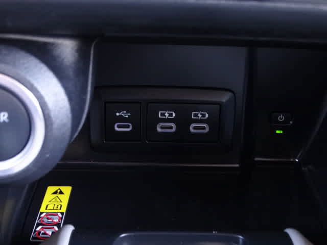 Certified 2023 Toyota Venza LE AWD/4WD image 31