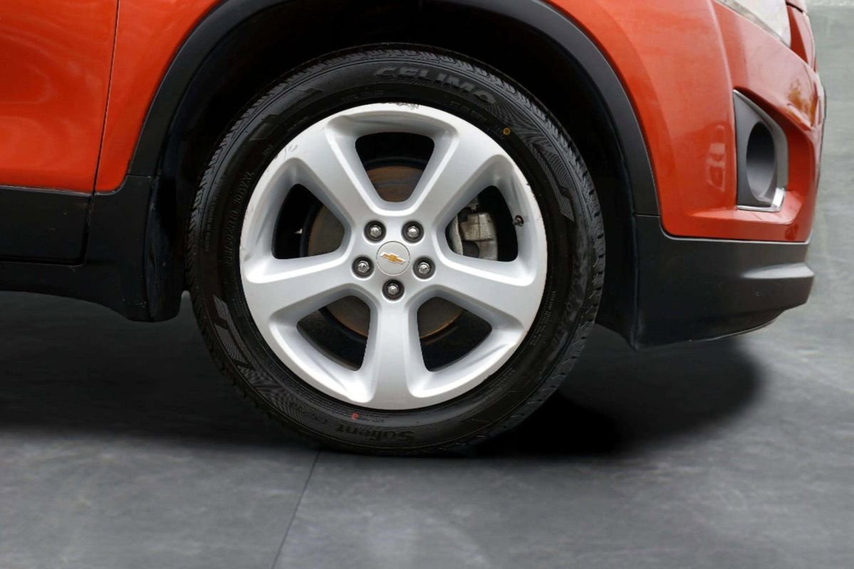 Used 2015 Chevrolet Trax LTZ FWD image 9