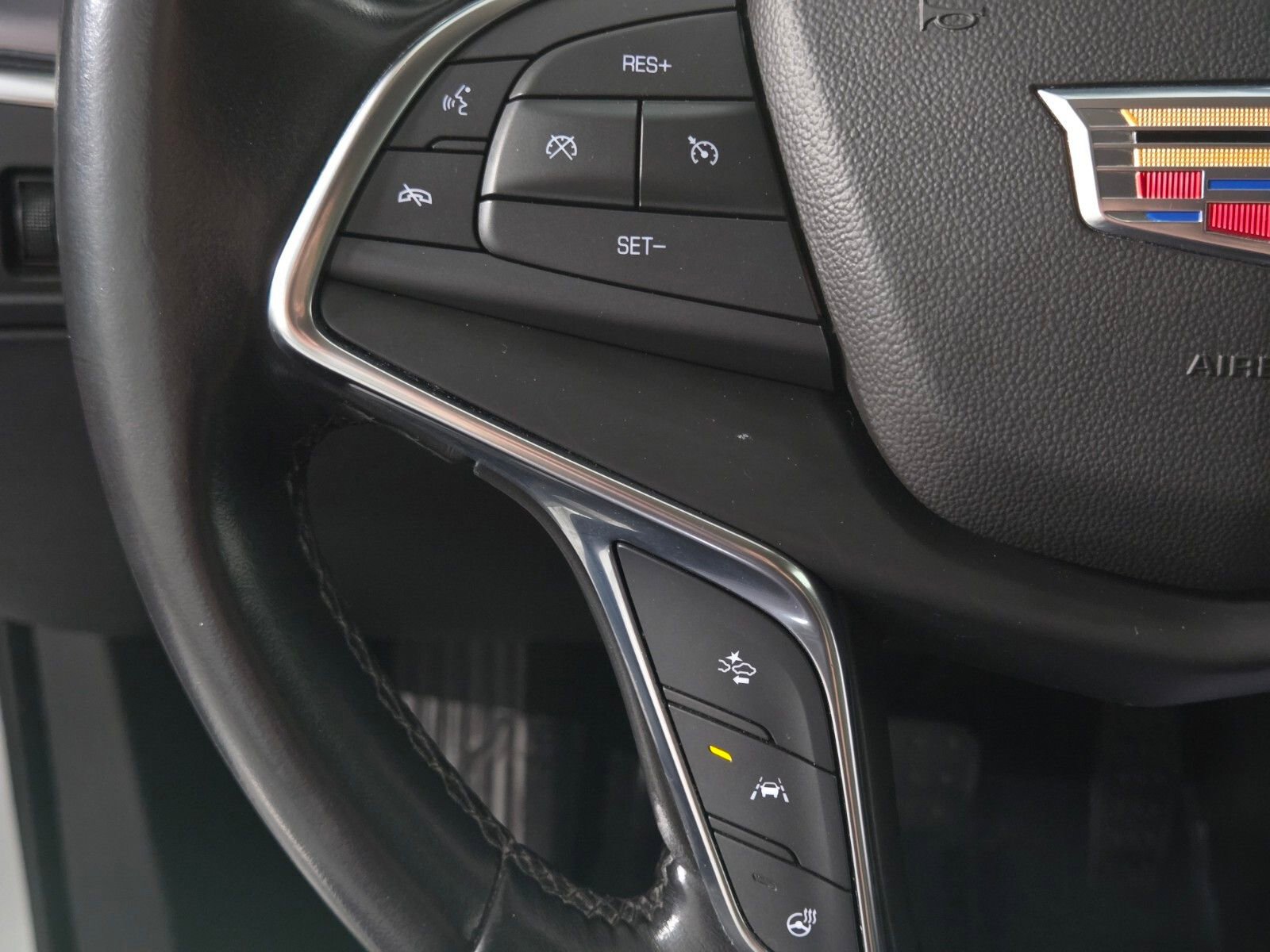 Used 2019 Cadillac XT5 Premium Luxury FWD image 21